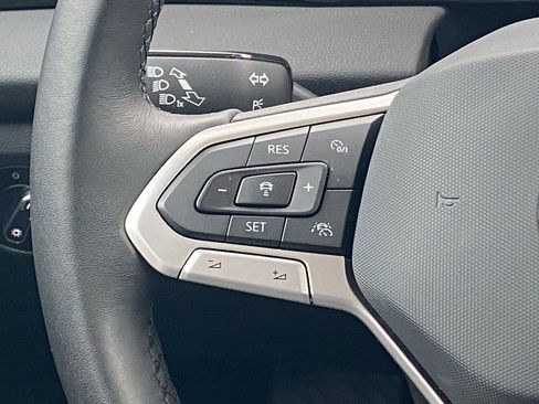 Certified 2025 Volkswagen Jetta S image 6