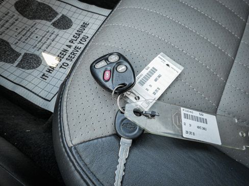 Used 2002 Chevrolet Monte Carlo SS w/ Pace Car Replica Pkg image 33