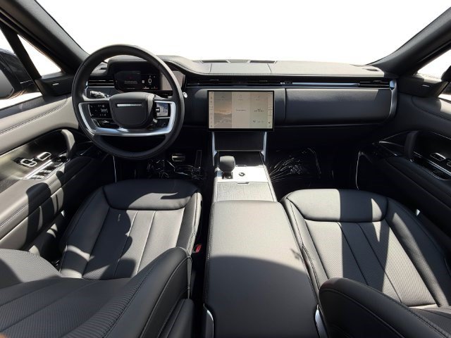 New 2026 Land Rover Range Rover Long Wheelbase SE AWD/4WD image 12