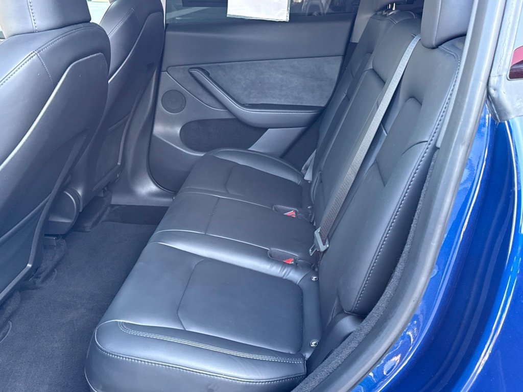 Used 2023 Tesla Model Y Long Range AWD/4WD image 32