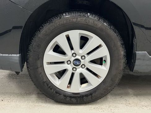 Used 2018 Subaru Outback 2.5i Premium image 29