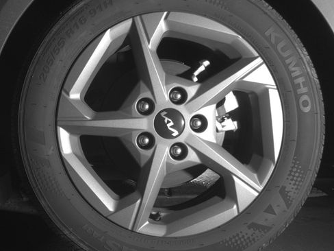 Used 2025 Kia K4 LXS image 14