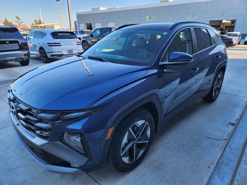 Certified 2025 Hyundai Tucson SEL image 1