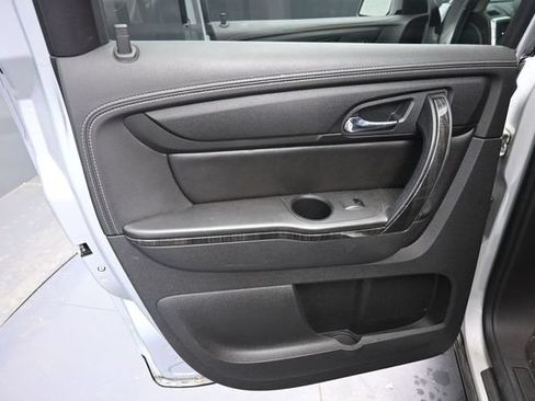 Used 2017 GMC Acadia Limited SLT AWD/4WD image 32