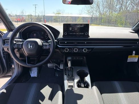 Used 2026 Honda Civic Sport image 17