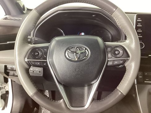 Used 2020 Toyota Avalon Limited w/ Advanced Safety Package FWD image 16