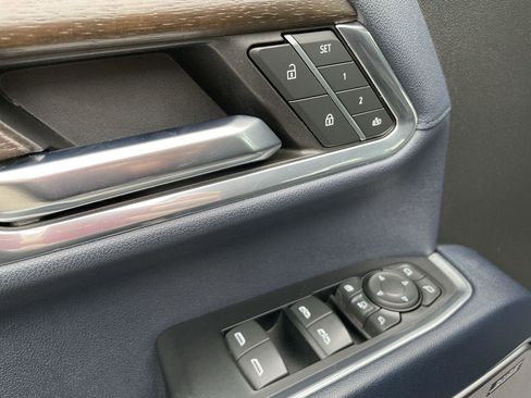 Certified 2024 Chevrolet Silverado 2500 High Country w/ Technology Package image 24