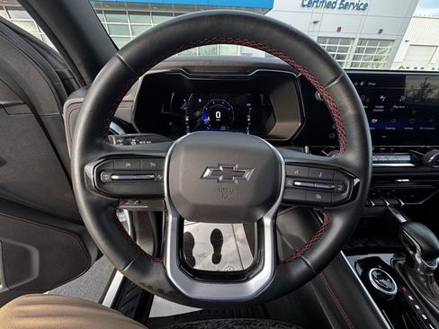 Used 2023 Chevrolet Colorado Z71 image 14