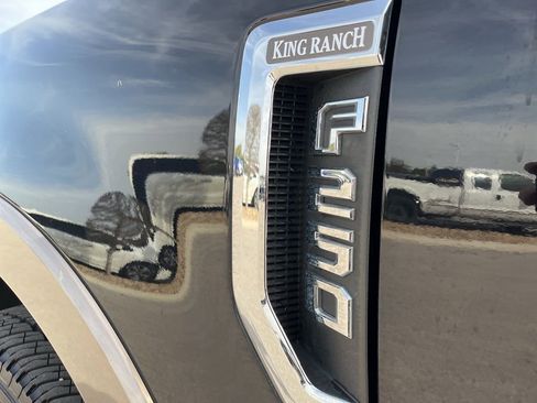Used 2021 Ford F250 King Ranch w/ King Ranch Ultimate Package image 14
