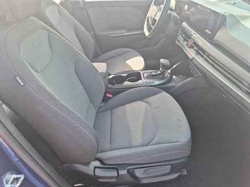 Used 2025 Kia K4 FWD image 30