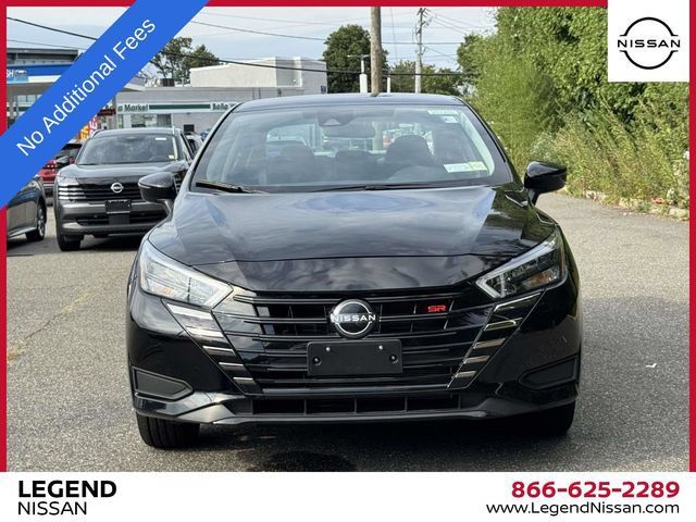 Used 2025 Nissan Versa SR w/ Trunk Package FWD image 2