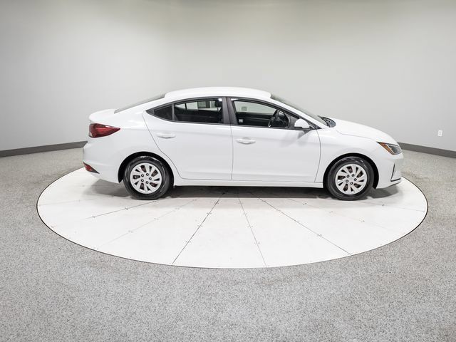 Used 2020 Hyundai Elantra SE w/ Cargo Package (C1) FWD image 4