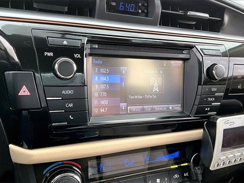 Used 2016 Toyota Corolla L image 13