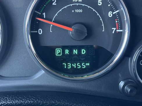 Used 2015 Jeep Wrangler Sport image 22