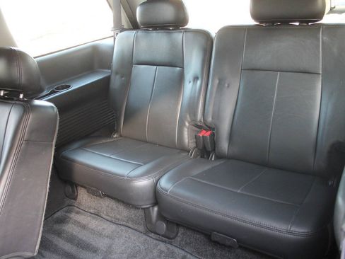Used 2005 GMC Envoy XL SLT RWD image 21