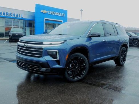 New 2026 Chevrolet Traverse High Country FWD image 2