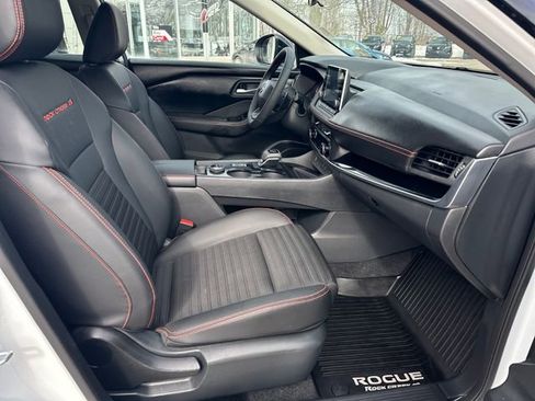 New 2026 Nissan Rogue SV image 26