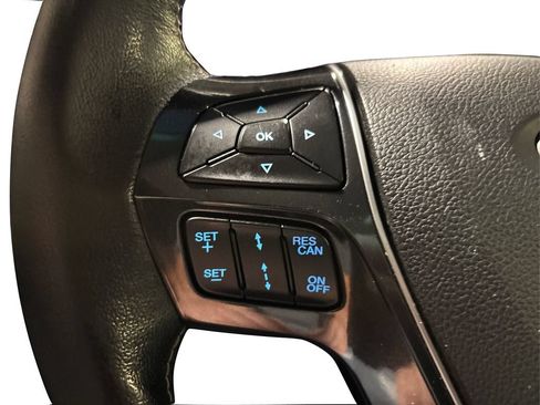 Used 2017 Ford Explorer Platinum AWD/4WD image 35
