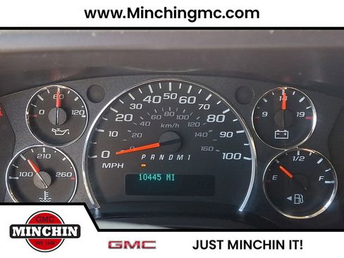 Used 2024 GMC Savana 2500 w/ Driver Convenience Package RWD image 16