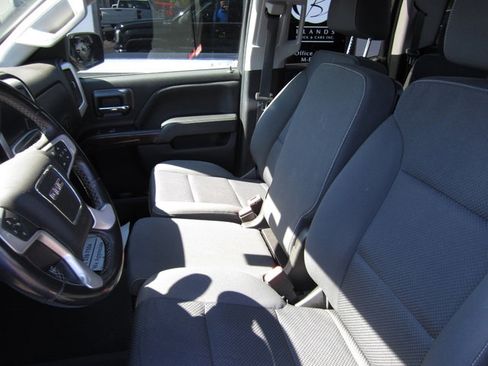 Used 2019 GMC Sierra 1500 SLE w/ SLE Value Package image 9