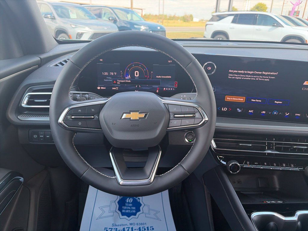 New 2027 Chevrolet Traverse LT w/ Sun and Wheel Package AWD/4WD image 15