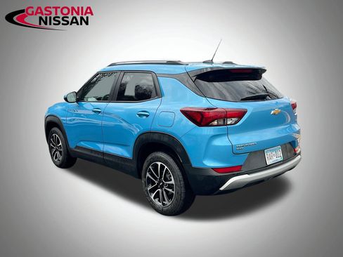 Used 2025 Chevrolet TrailBlazer LT image 6