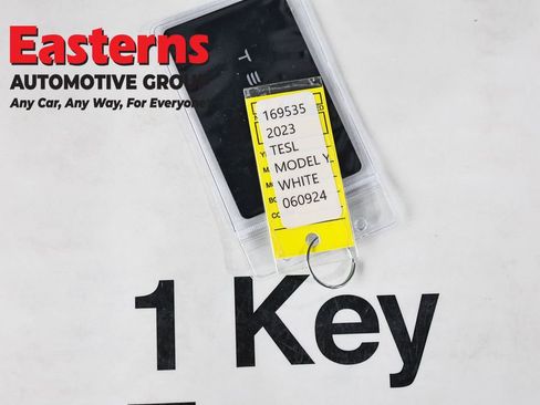 Used 2023 Tesla Model Y Long Range image 19