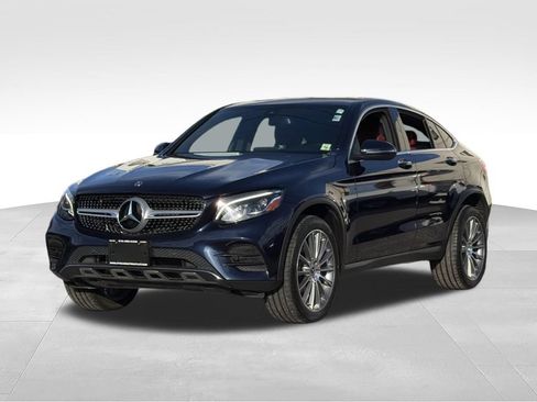 Used 2019 Mercedes-Benz GLC 300 4MATIC Coupe image 3