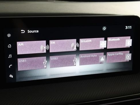 Used 2025 Nissan Kicks SR FWD image 30
