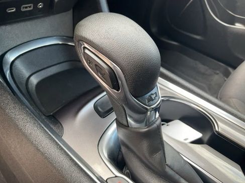 Used 2022 Chevrolet Malibu LT FWD image 24