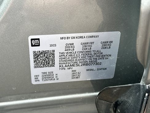 Used 2024 Buick Encore GX Sport Touring AWD/4WD image 32