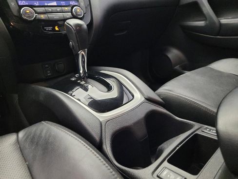 Used 2015 Nissan Rogue SL image 26
