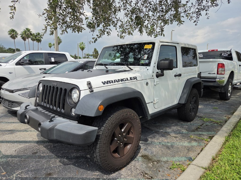 Used 2017 Jeep Wrangler Sport AWD/4WD image 3