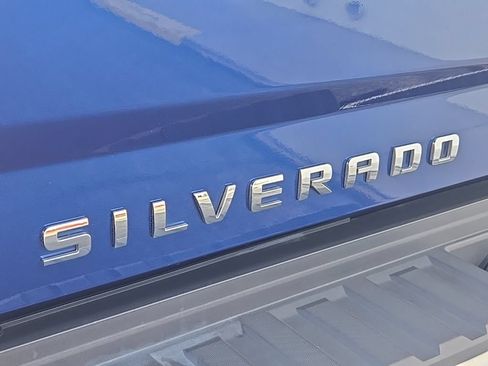 Used 2015 Chevrolet Silverado 2500 LTZ w/ LTZ Plus Package AWD/4WD image 38