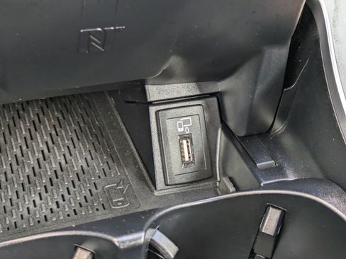 Used 2023 Mercedes-Benz C 300 Cabriolet w/ AMG Line image 29