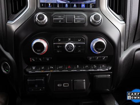 Used 2022 GMC Sierra 2500 Denali w/ Denali Black Diamond Edition image 28