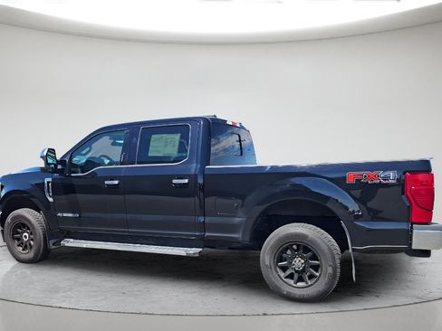 Used 2022 Ford F350 XLT w/ XLT Premium Package AWD/4WD image 8