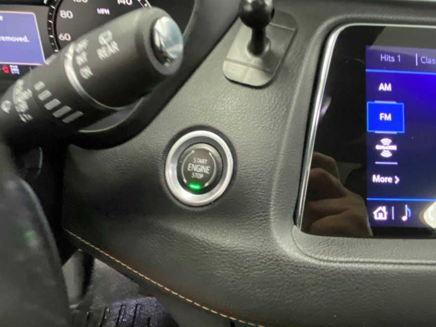 Used 2019 Cadillac XT4 Sport AWD/4WD image 31