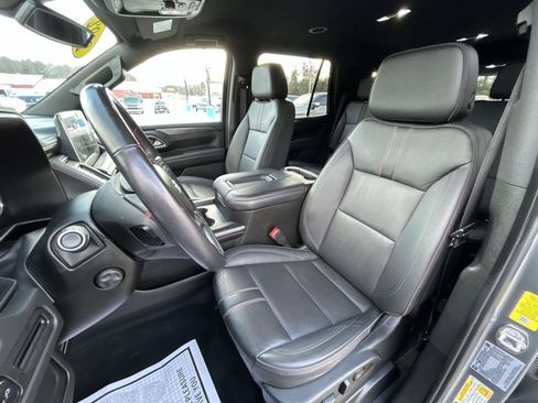 Used 2022 Chevrolet Tahoe RST w/ Luxury Package image 13