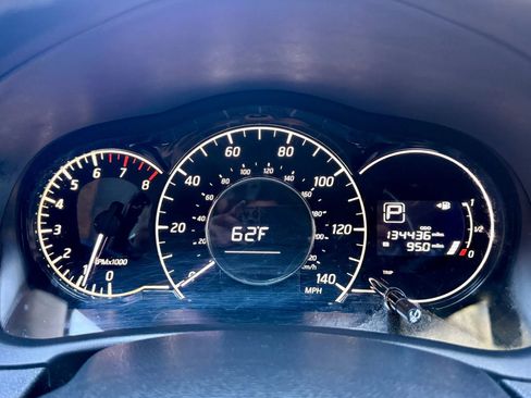 Used 2019 Nissan Versa Note SV image 15