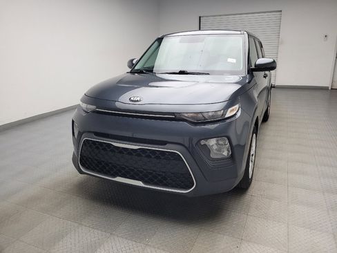 Used 2020 Kia Soul LX FWD image 15