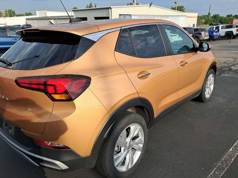 Used 2024 Buick Encore GX Preferred w/ Comfort Package FWD image 8