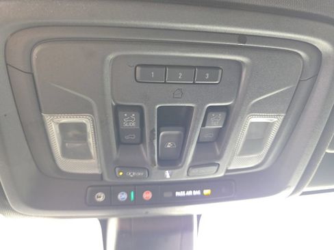 Used 2022 Chevrolet Silverado 2500 High Country w/ Z71 Off-Road Package AWD/4WD image 23