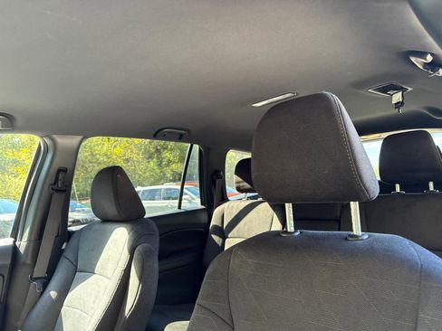 Used 2022 Honda Pilot Sport image 15