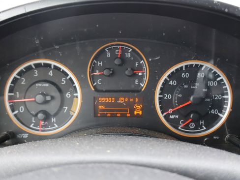 Used 2013 Nissan Titan PRO-4X image 2