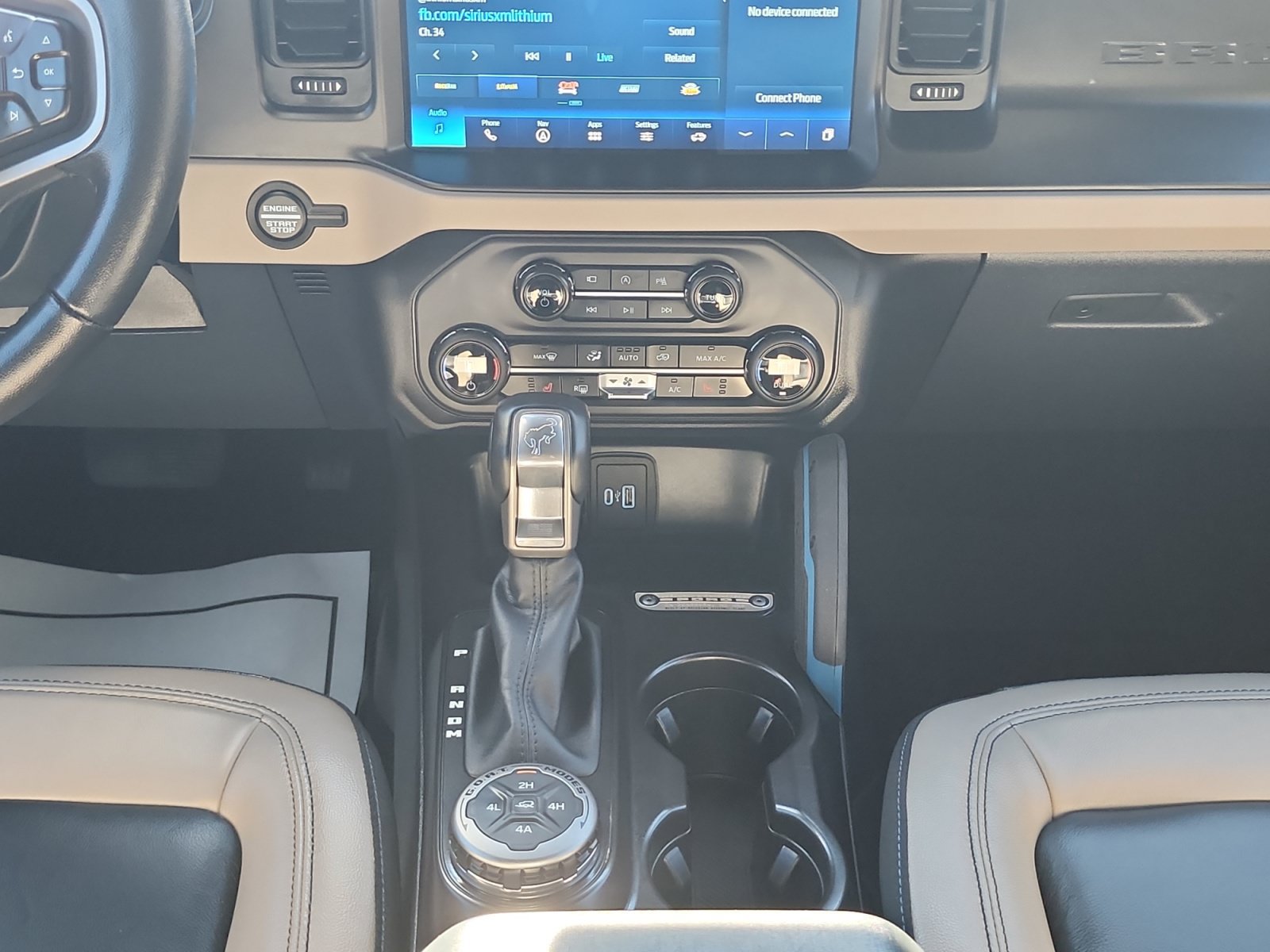 Used 2023 Ford Bronco Wildtrak AWD/4WD image 11
