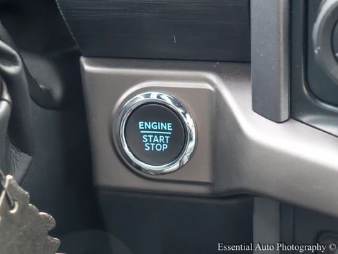 Used 2025 Ford F150 XLT w/ Equipment Group 302A MID image 15