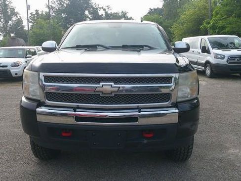 Used 2011 Chevrolet Silverado 1500 LT AWD/4WD image 2