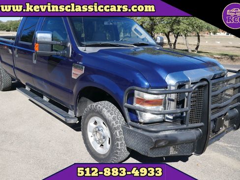 Used 2010 Ford F250 XLT image 3