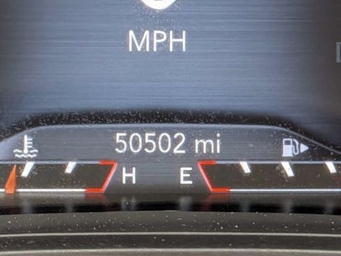 Used 2021 Jeep Cherokee Limited AWD/4WD image 36